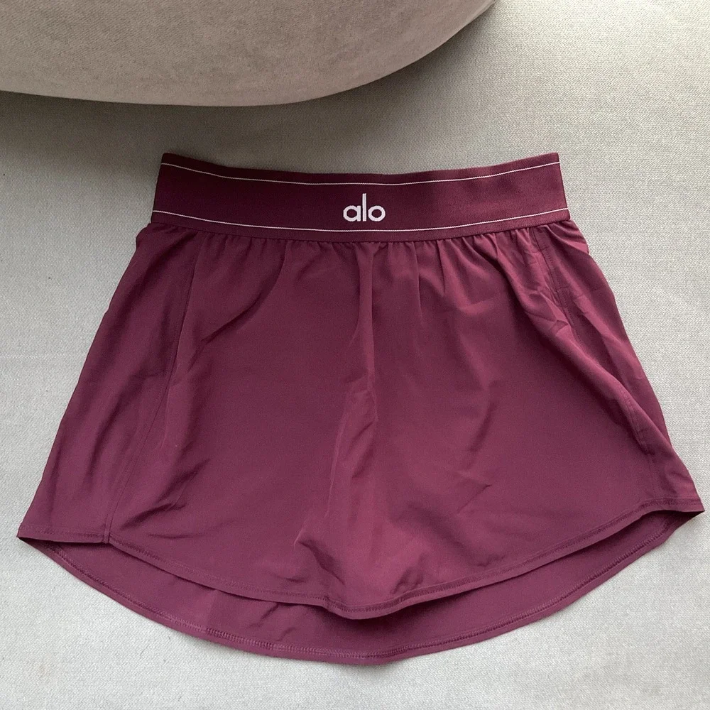 Alo Yoga Match Point Tennis Skirt Burgundy XS